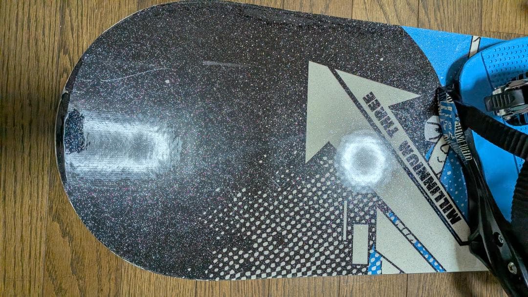 美品セットケース付M3 151cm スノーボード SHREDTASTIC 初心者