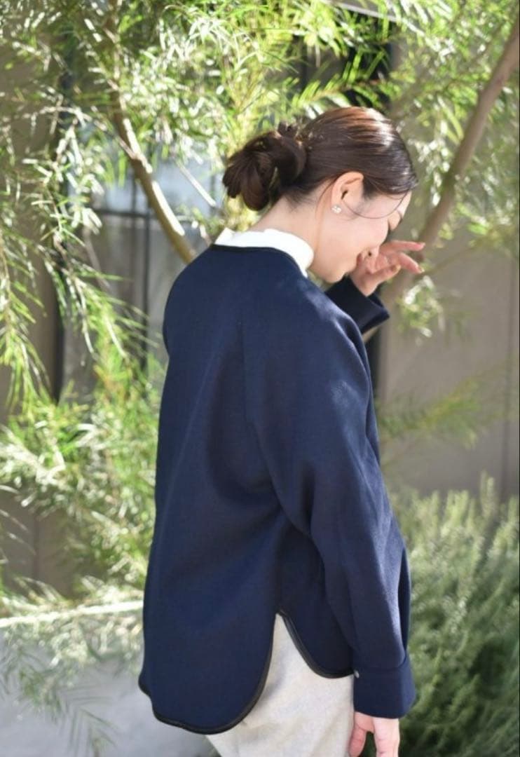 アワーホーム　　パイピング使いのノーカラージャケット