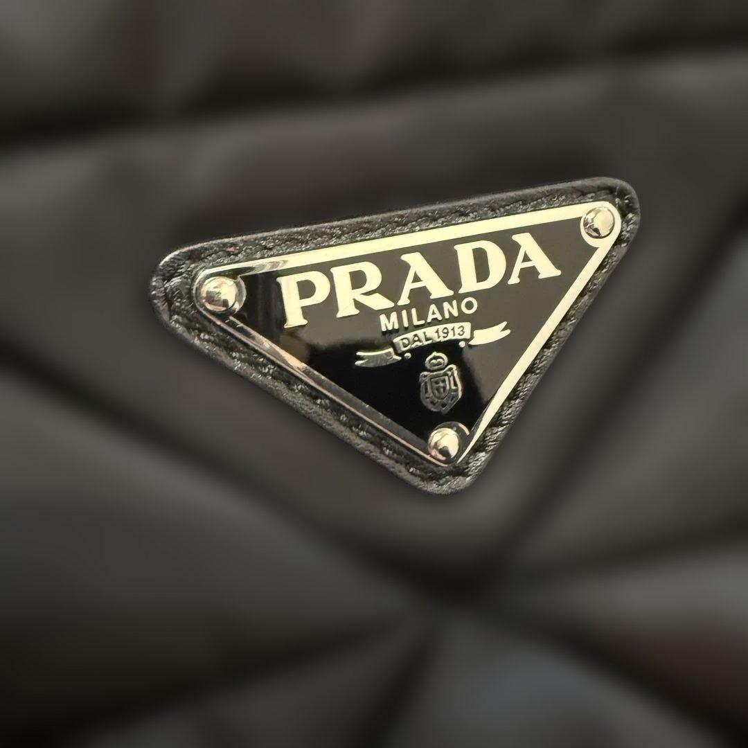 パデッドRe-Nylon ショルダーバッグ