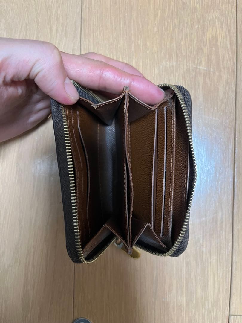 Louis Vuitton ルイヴィトン ケース モノグラム ジッピー