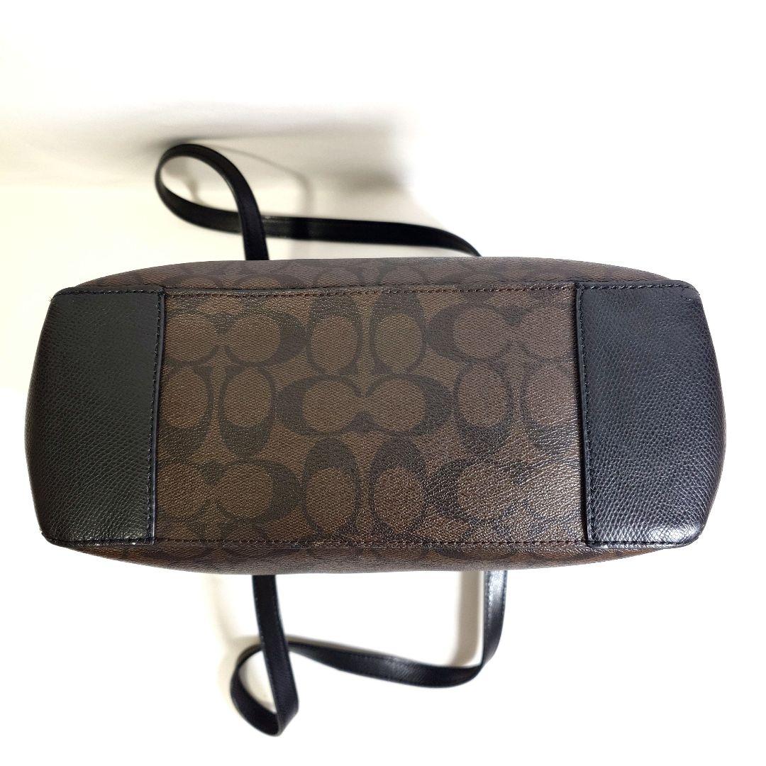 美品 コーチ シグネチャー トートバッグ　 型番F34603