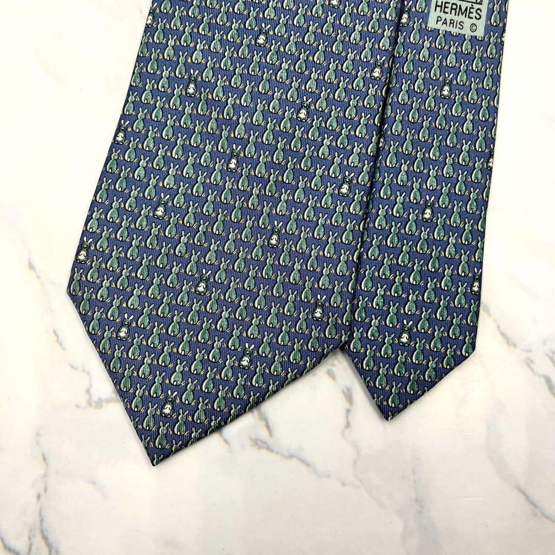 ◆良品◆HERMES エルメス ネクタイ 水色 うさぎ柄 カジュアル