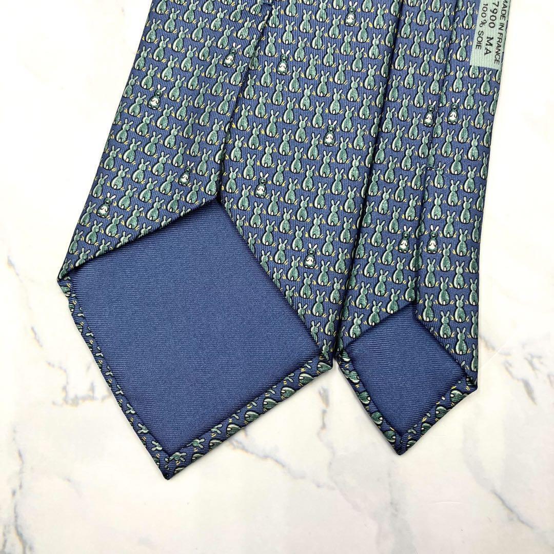 ◆良品◆HERMES エルメス ネクタイ 水色 うさぎ柄 カジュアル