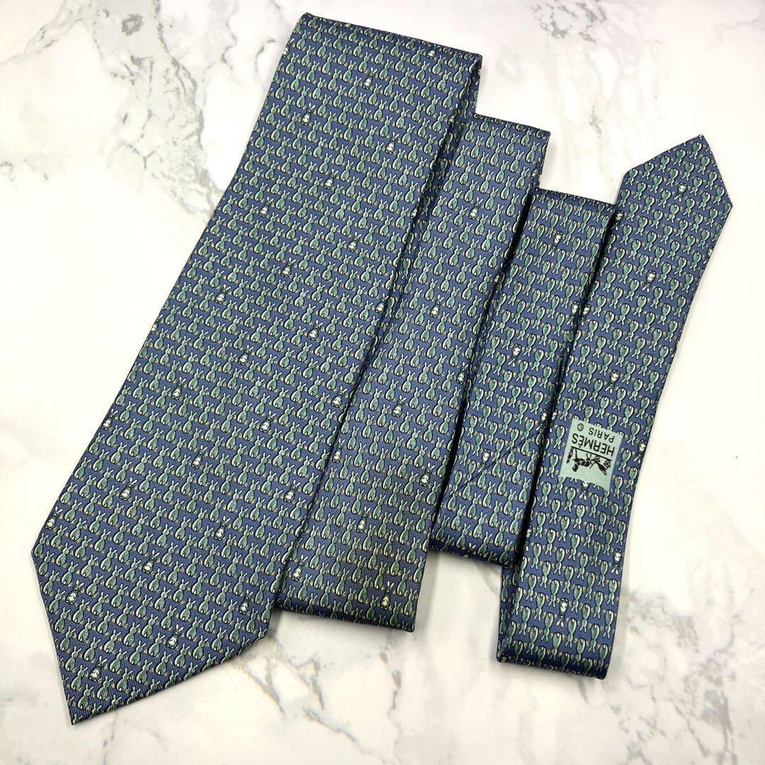 ◆良品◆HERMES エルメス ネクタイ 水色 うさぎ柄 カジュアル