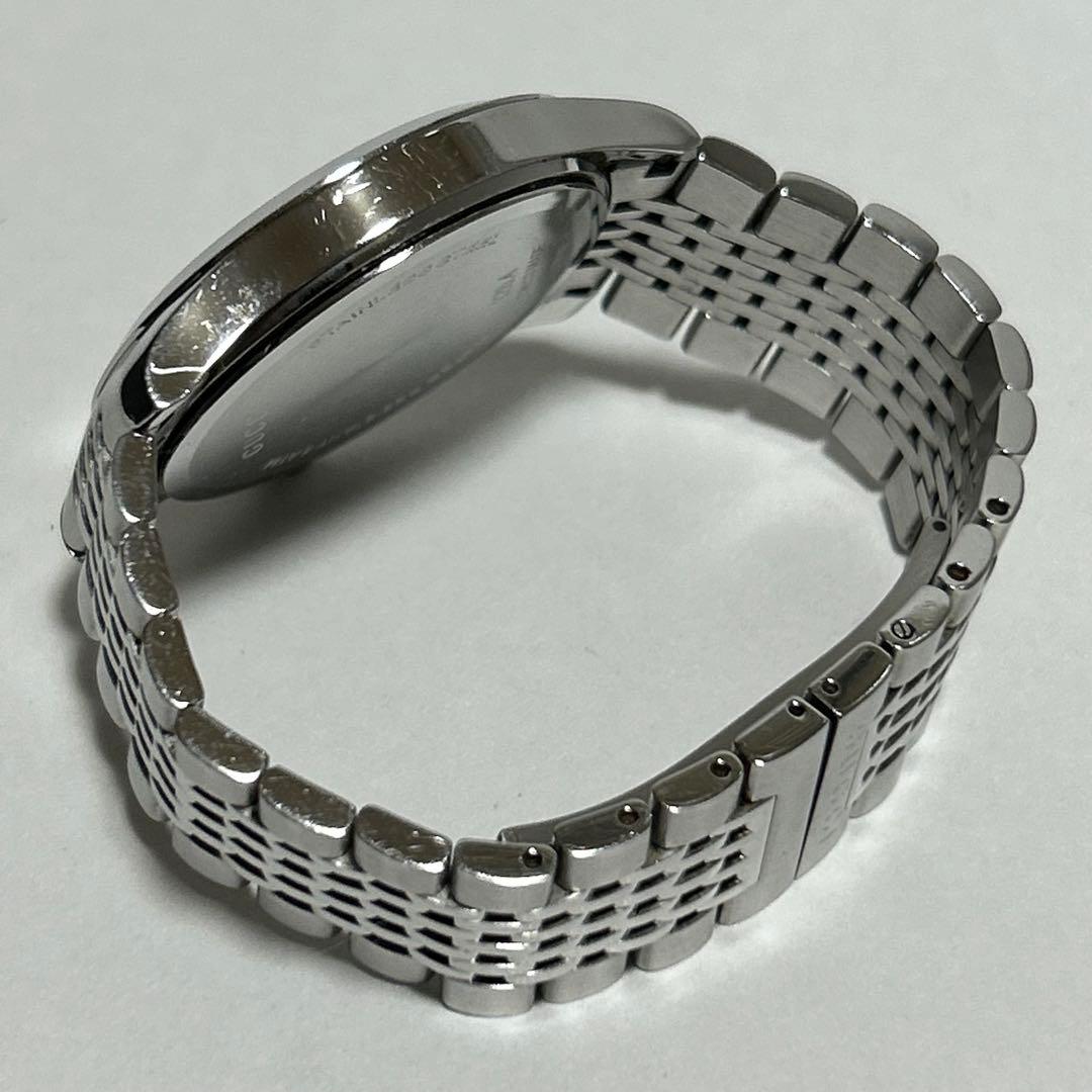 グッチ GUCCI タイムレス 126.4 ラウンド クォーツ 両開きバックル