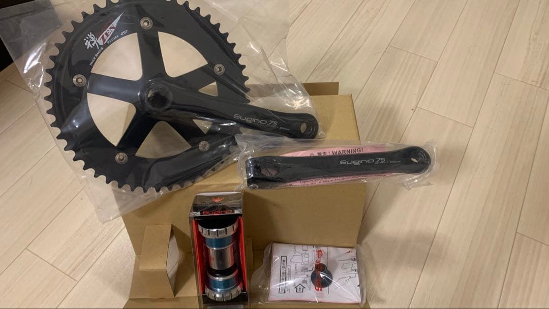 新品未使用　SUGINO 75DD クランクセット