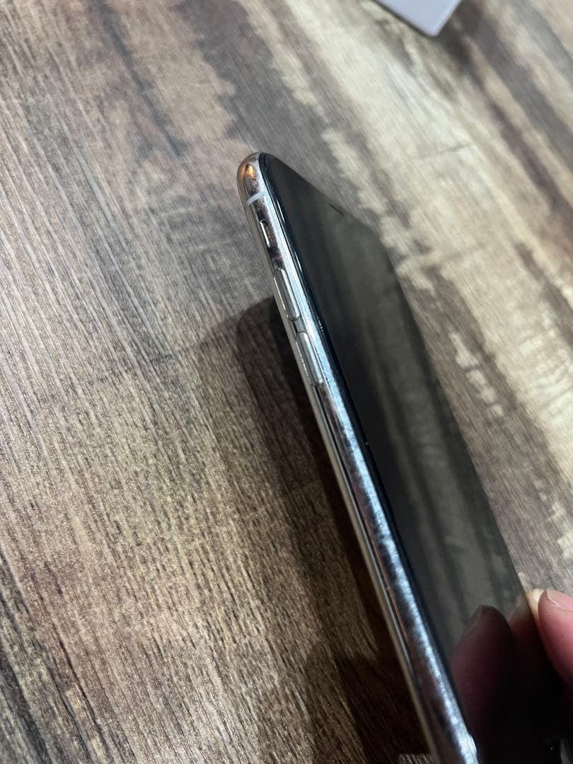 iPhone X 256GB 本体