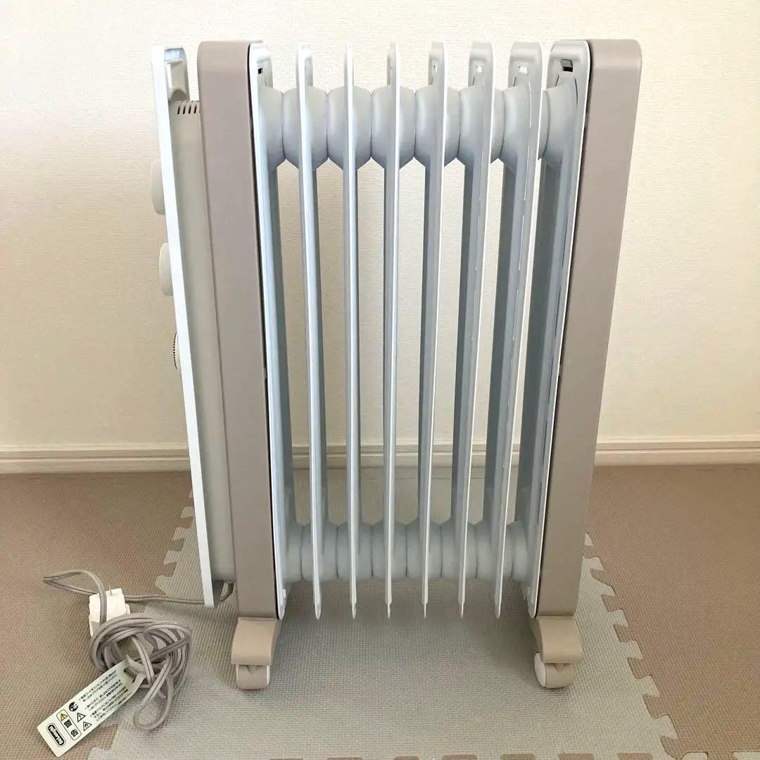 美品　デロンギ オイルヒーター RHJ21F0812-WH　カモミールホワイト