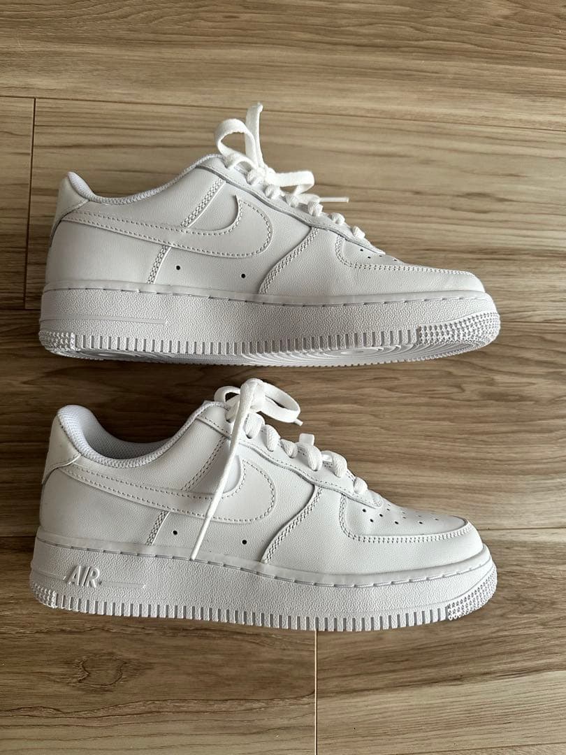 ナイキ エア フォース 1 '07 レディース24cm