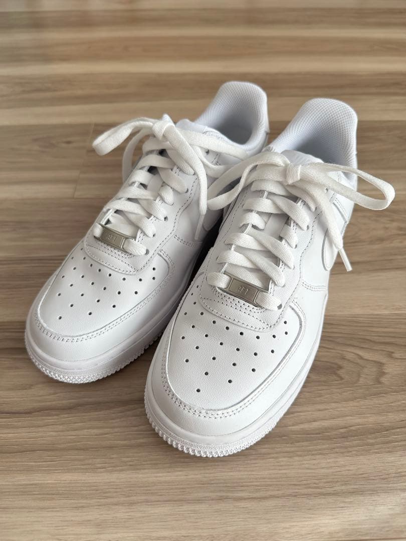 ナイキ エア フォース 1 '07 レディース24cm