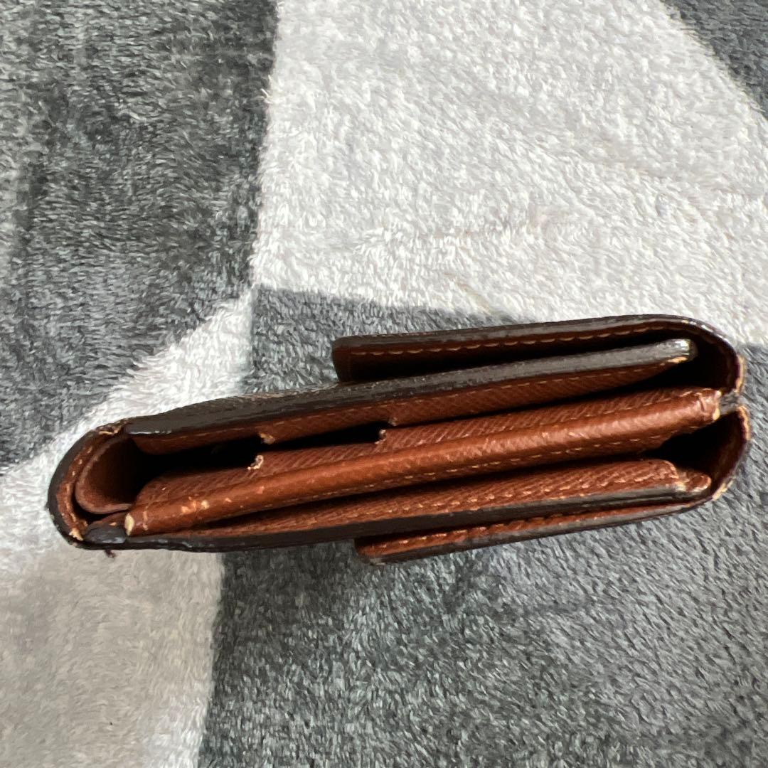 Louis Vuitton 二つ折り財布 モノグラム　正規店購入
