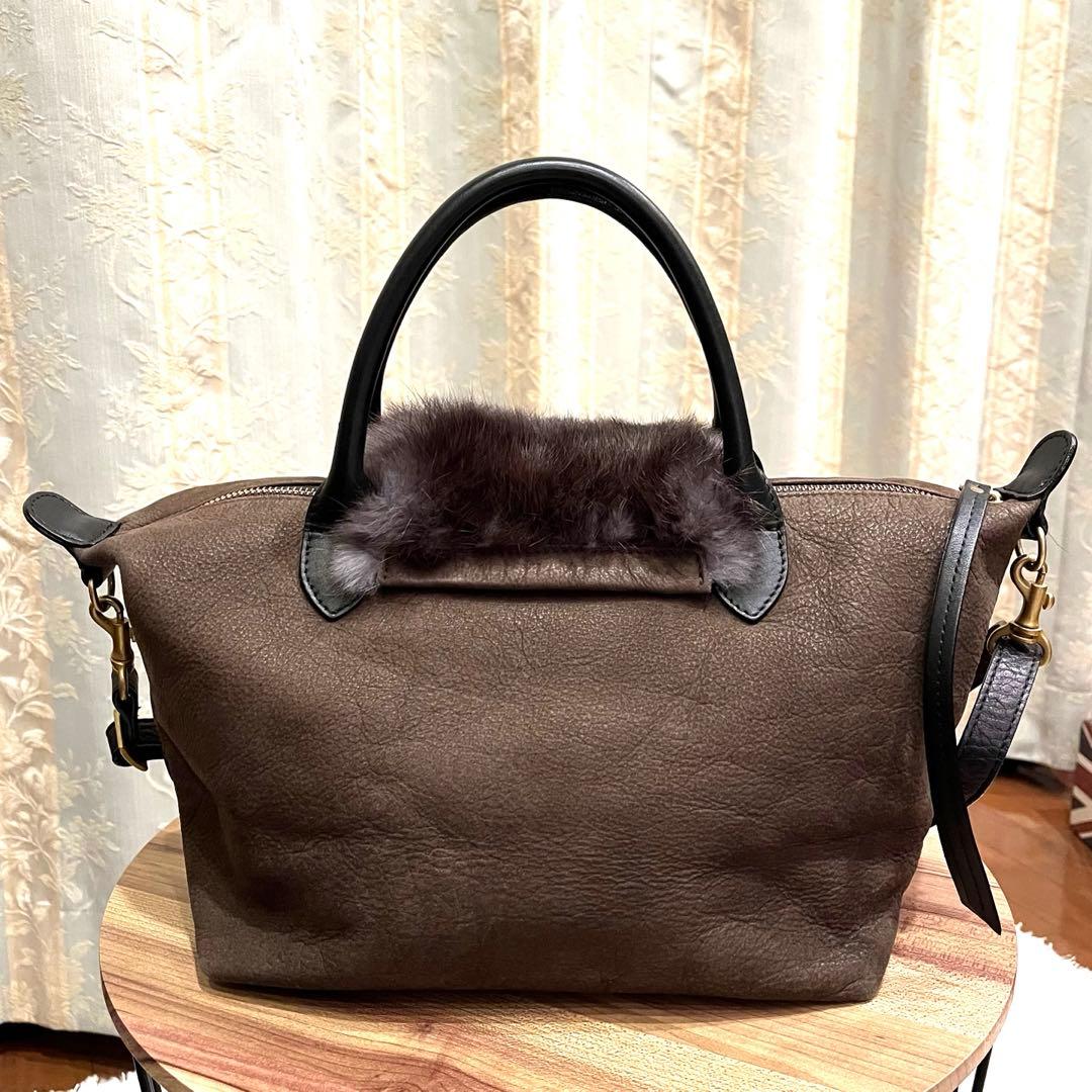 ✨希少✨2WAY✨VIOLAd'ORO ヴィオラドーロ ショルダーバッグ レザー