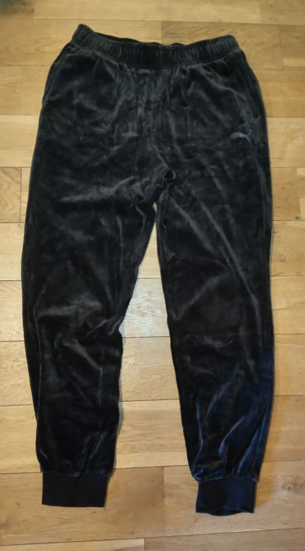 PUMAプーマ ベロア セットアップ 刺繍ロゴ ブラック　M