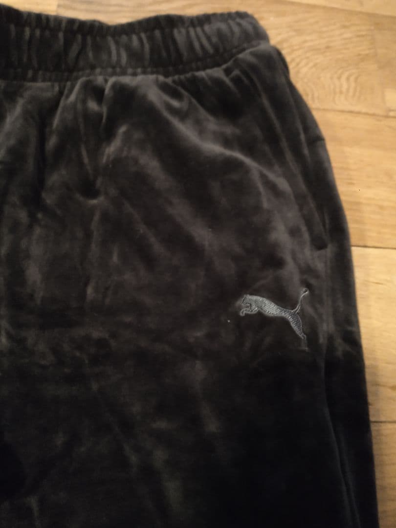 PUMAプーマ ベロア セットアップ 刺繍ロゴ ブラック　M