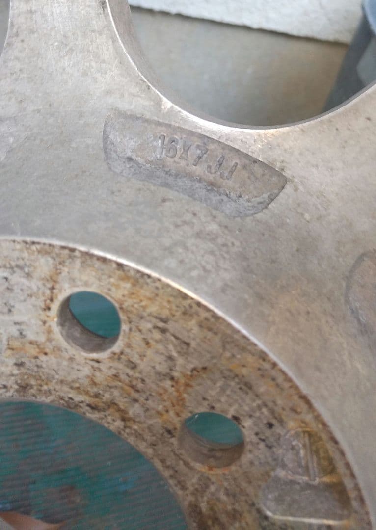 ウェッズスポーツ　tc-05 16インチ　2本