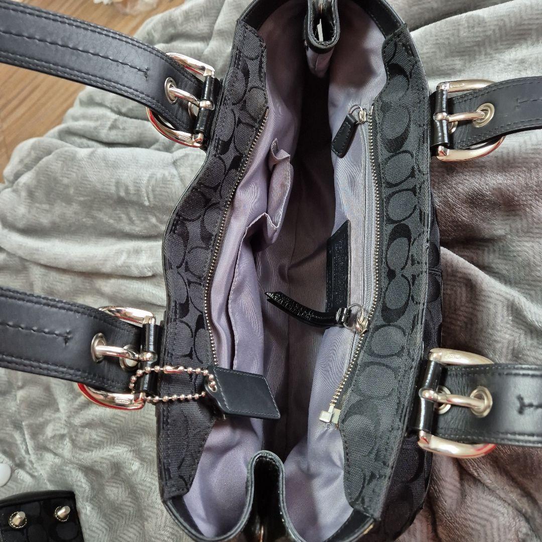 Coach ブラック ショルダーバッグ　F13742