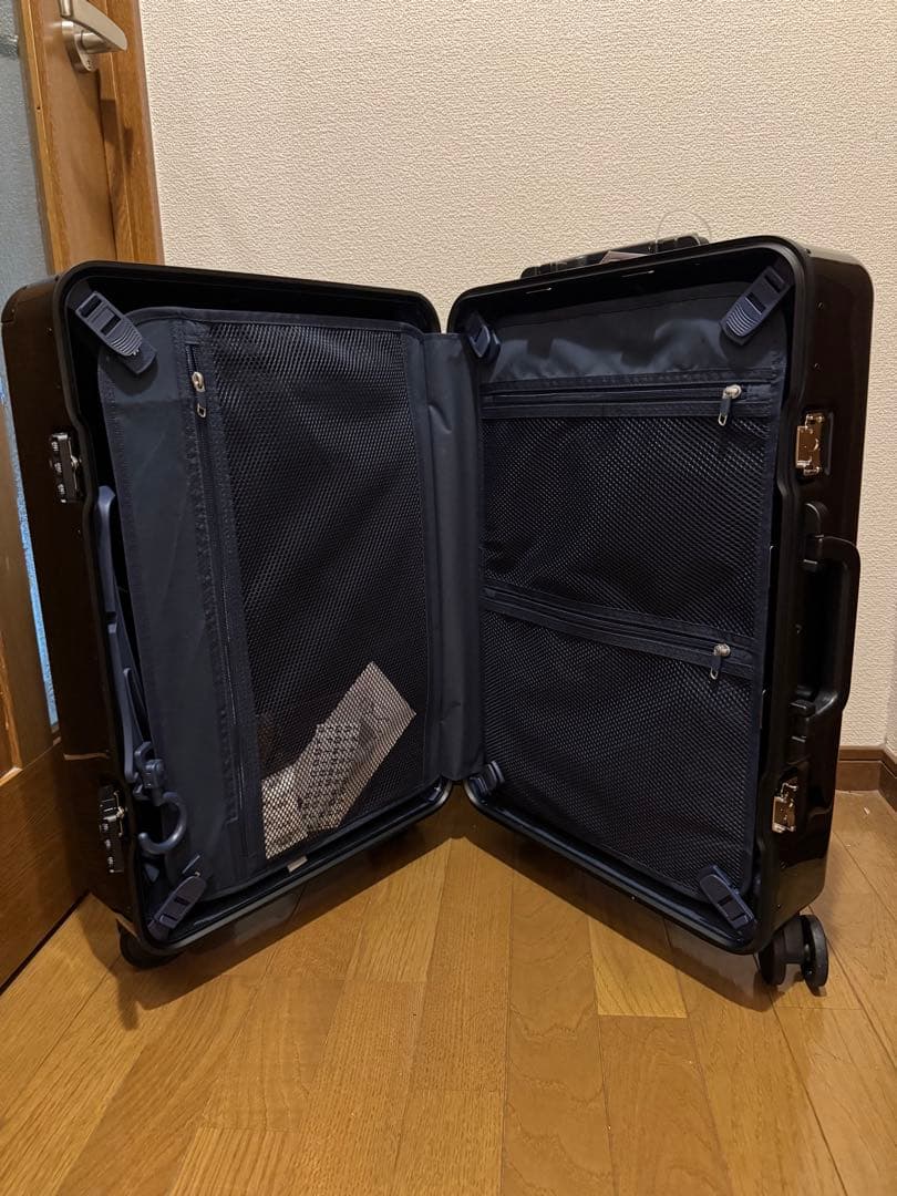 【新品未使用】スーツケース キャリーケース　Mサイズ