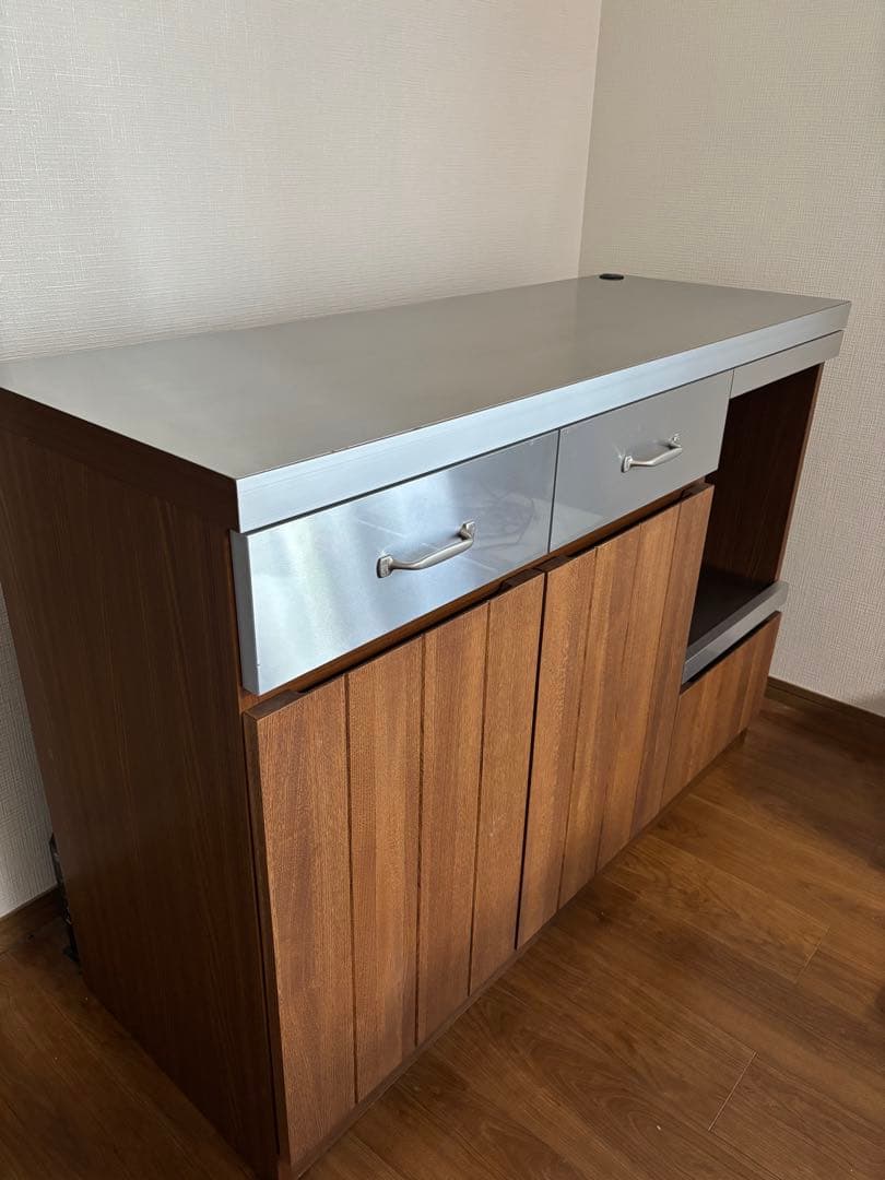 unico キッチンカウンター ウニコ　食器棚 ステンレス