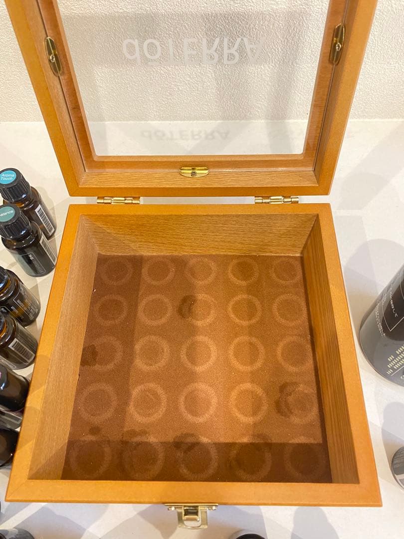 【フランキンセンスのみ新品】doTERRA EO25本 木箱etc.セット