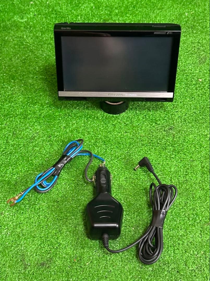 パナソニック CN-GP600FVDポータブルナビ. 地図データ2011 年製.