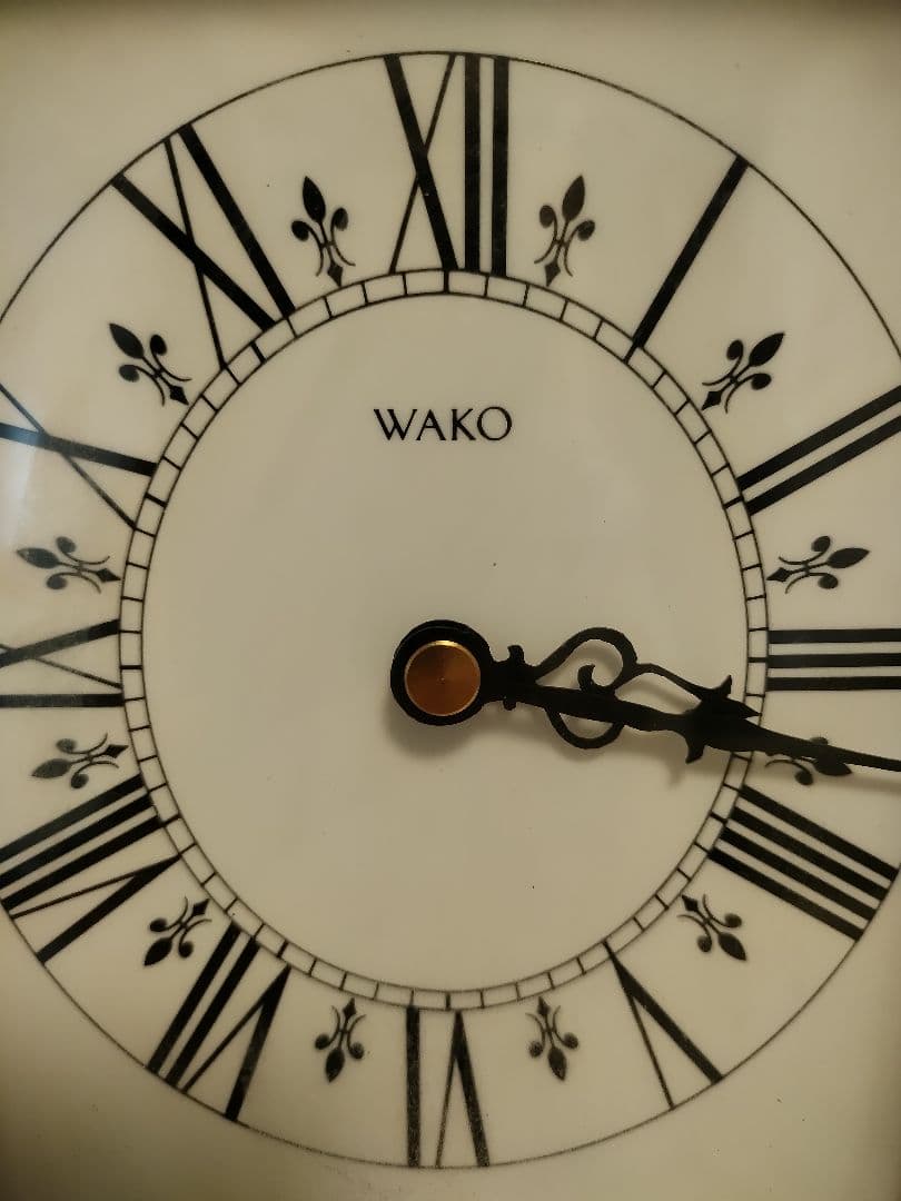 週末限定値下げ！銀座和光　WAKO 現行品　クォーツ掛け時計　エレガント額縁