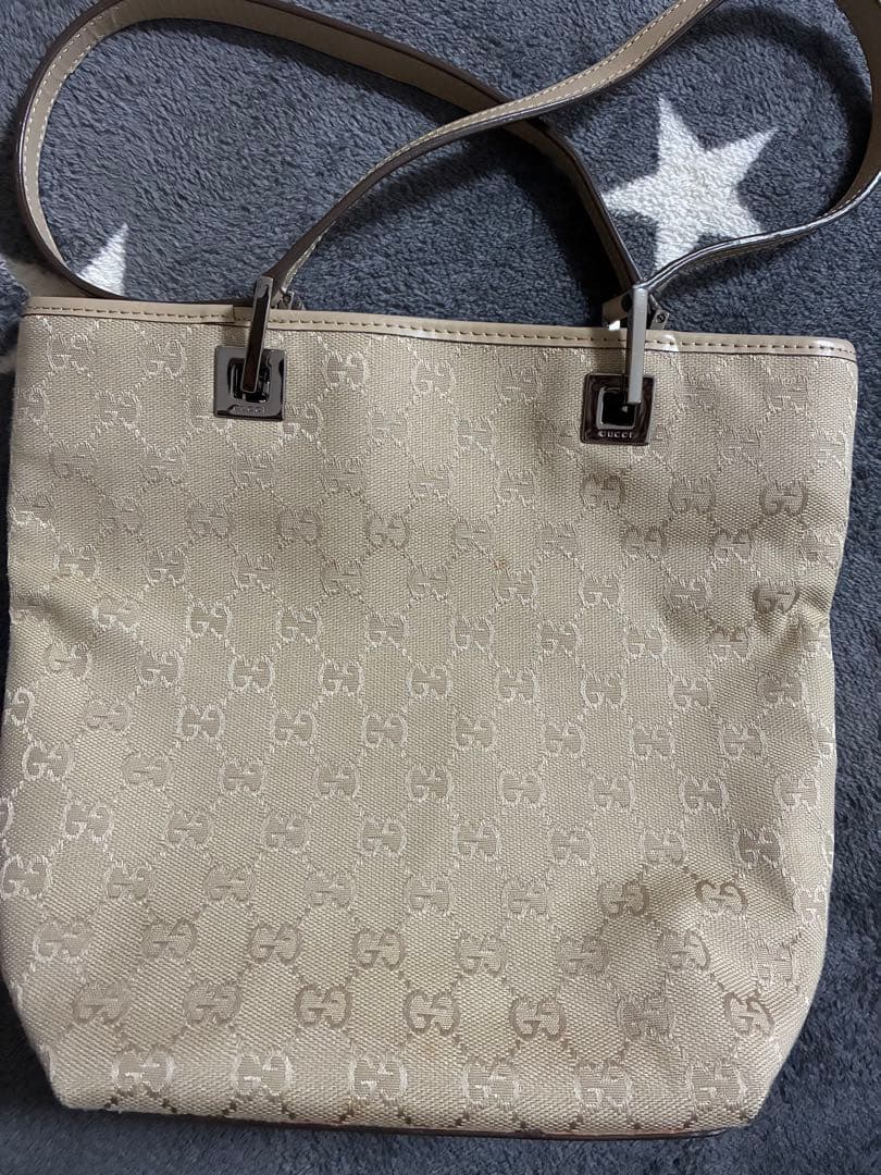 GUCCI ベージュ トートバッグ GGパターン