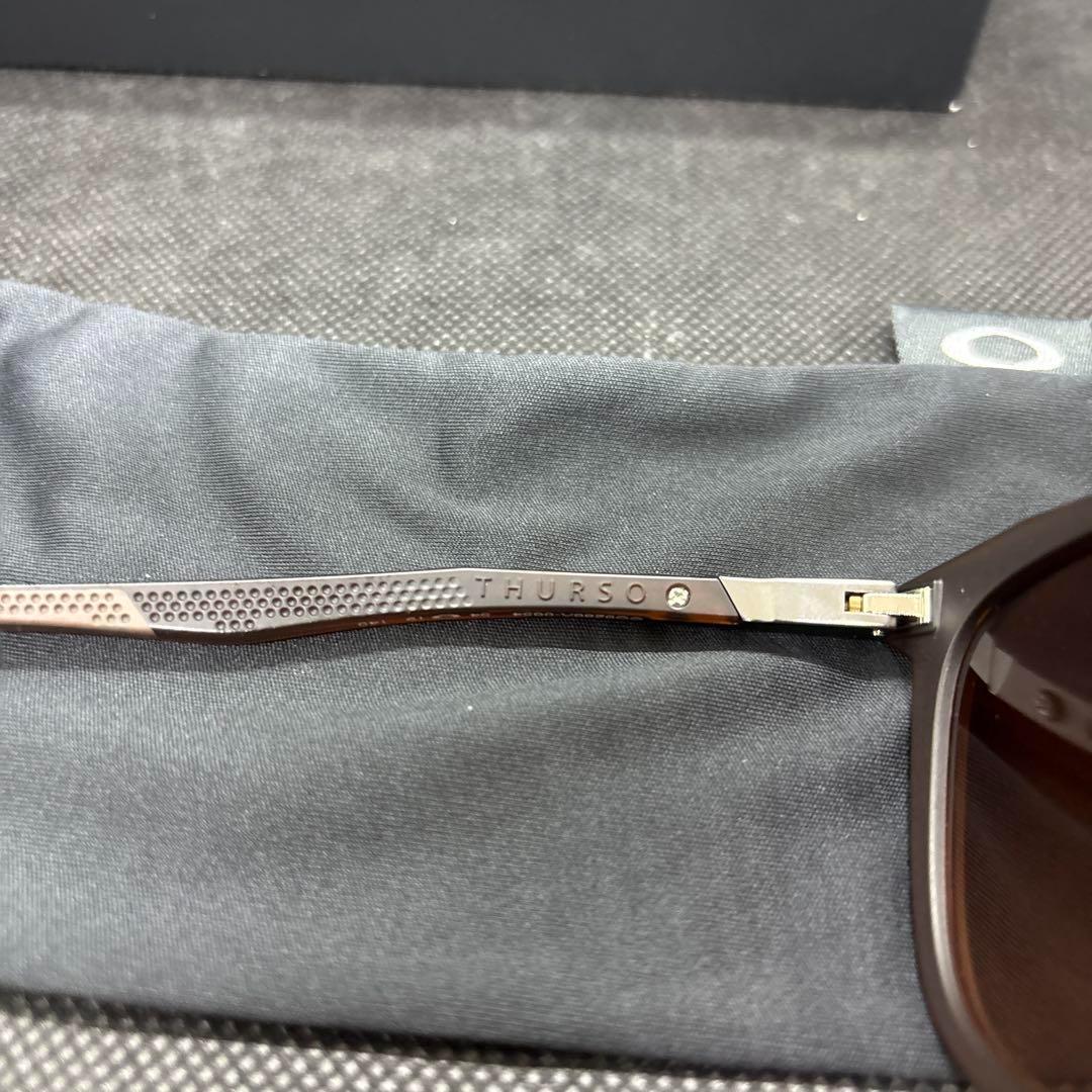 エ*ル様 Oakley オークリー thurso サーソー　OO9286A ブラ