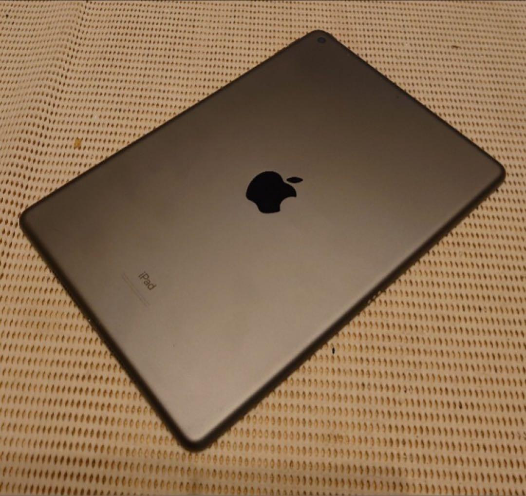 完動品iPad第8世代(A2270)本体32GBグレイ送料込FFLGW