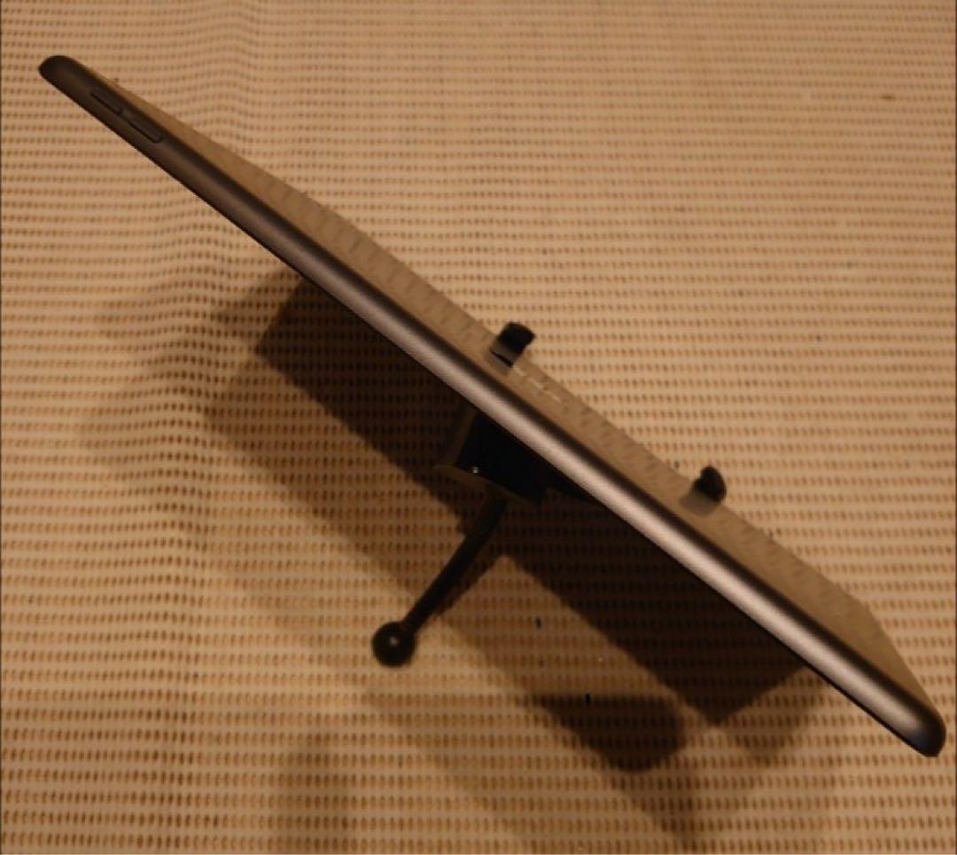 完動品iPad第8世代(A2270)本体32GBグレイ送料込FFLGW