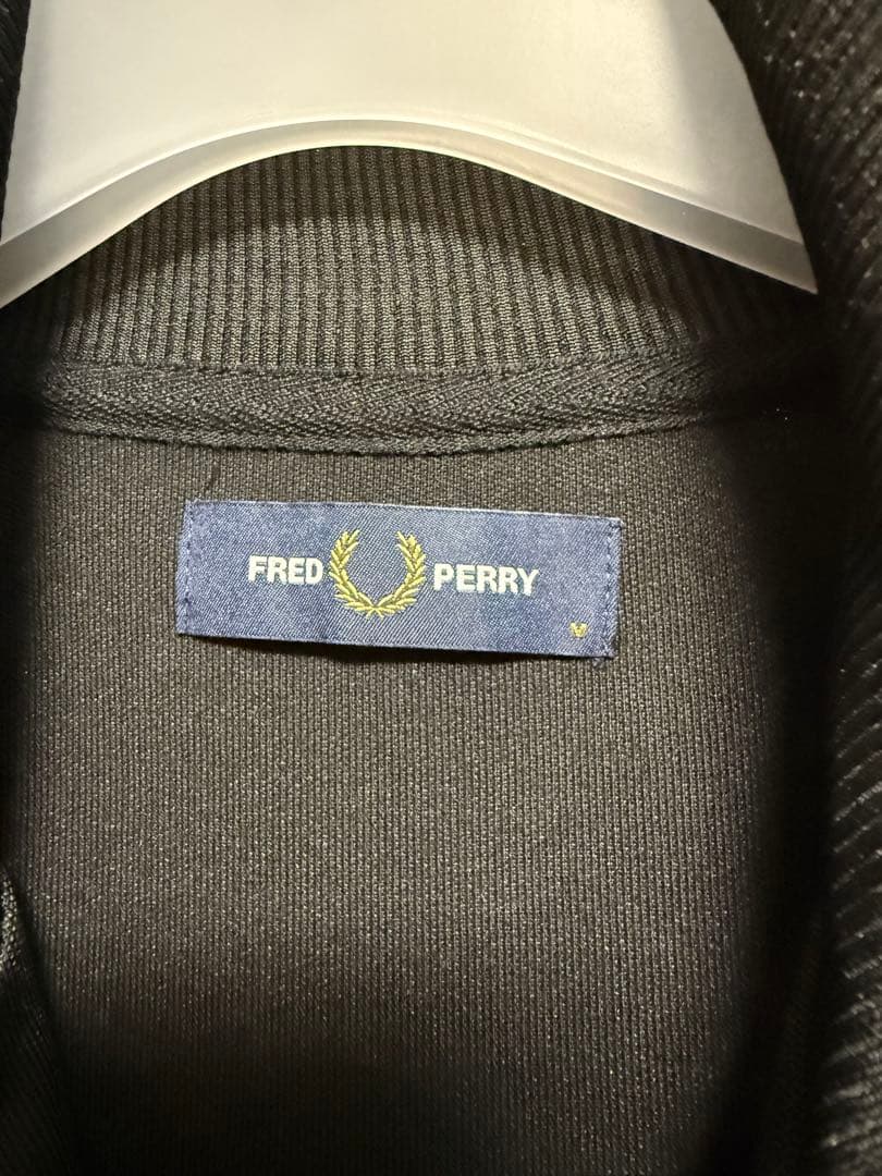 フレッドペリー／FRED PERRY／トラックジャケット／ジャージ／Mサイズ