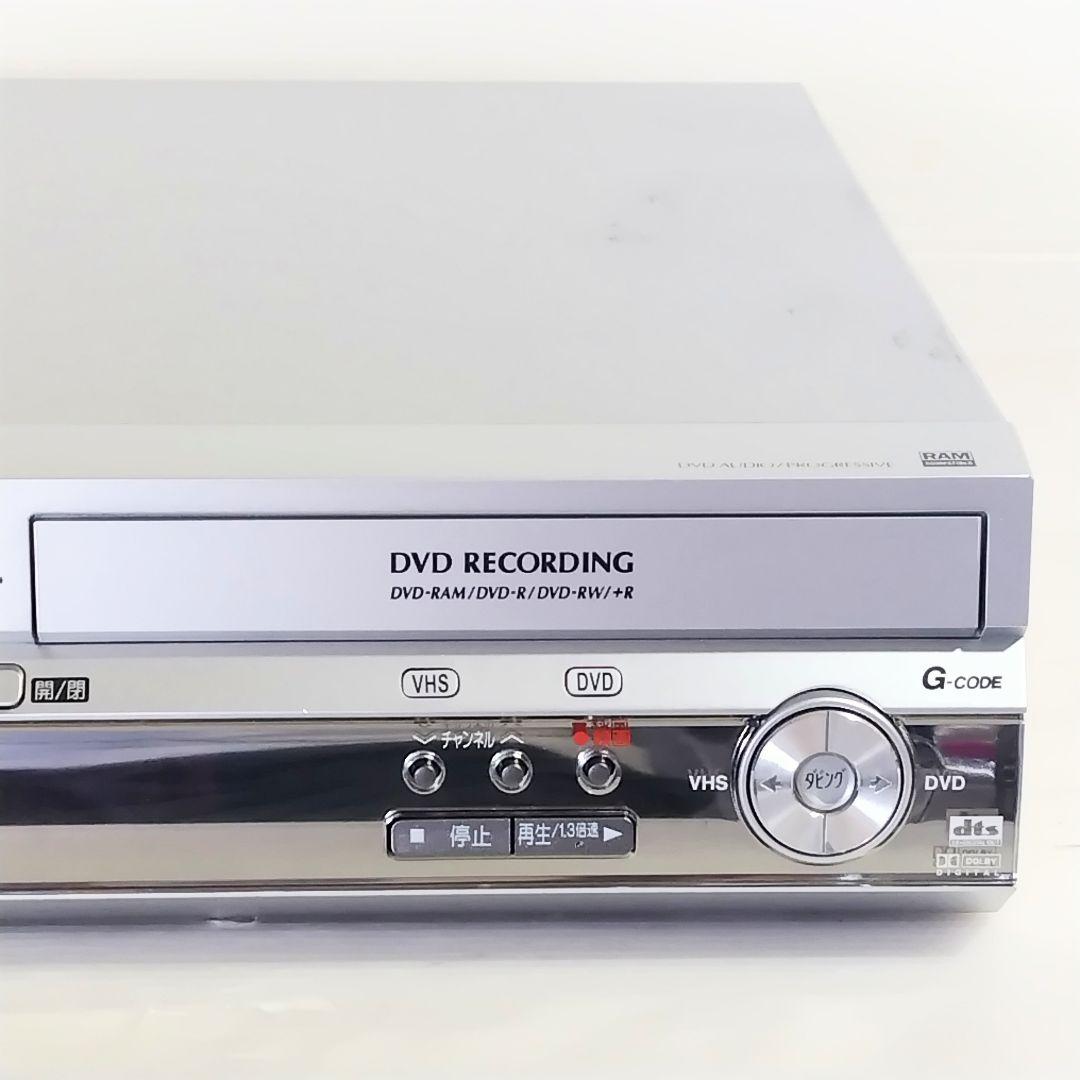 Panasonic　パナソニックVHS/DVDビデオデッキ　DMR-ES30V