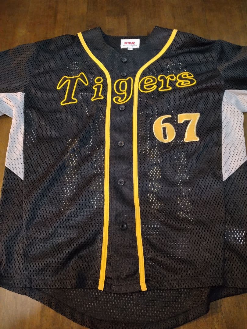 ☆プロフ内ユニホーム販売中☆ 阪神タイガースユニホーム ブラゼル