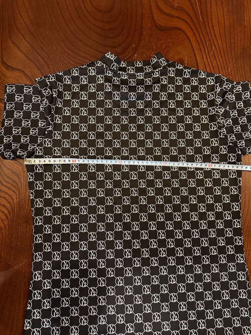 V12 モックネック 半袖シャツ サイズ2