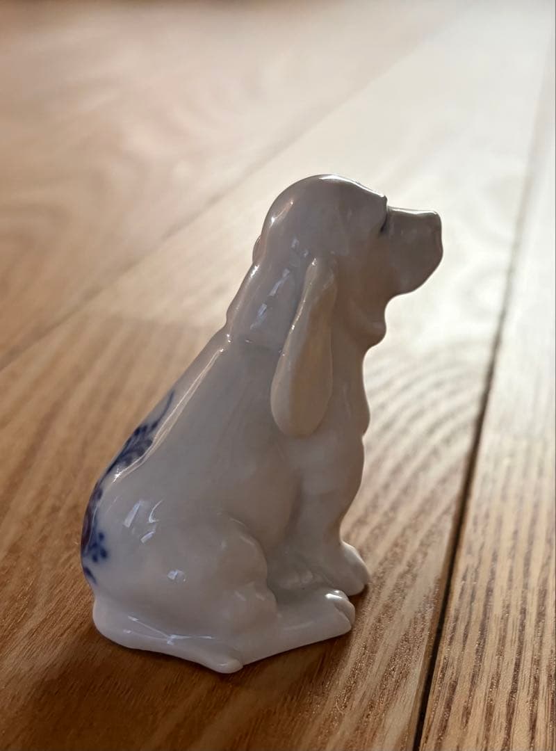 ロイヤルコペンハーゲン　ブルーパルメッテ フィギュリン　犬