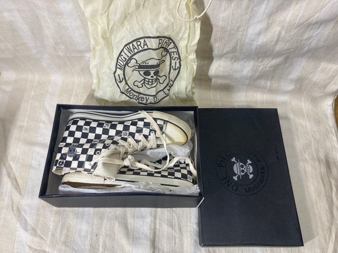 ONE PIECE スニーカー　（レア物）