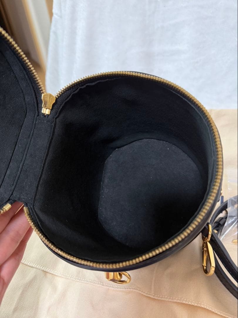 Louis Vuitton バケツ型バッグ　モノグラム・リバース カンヌ