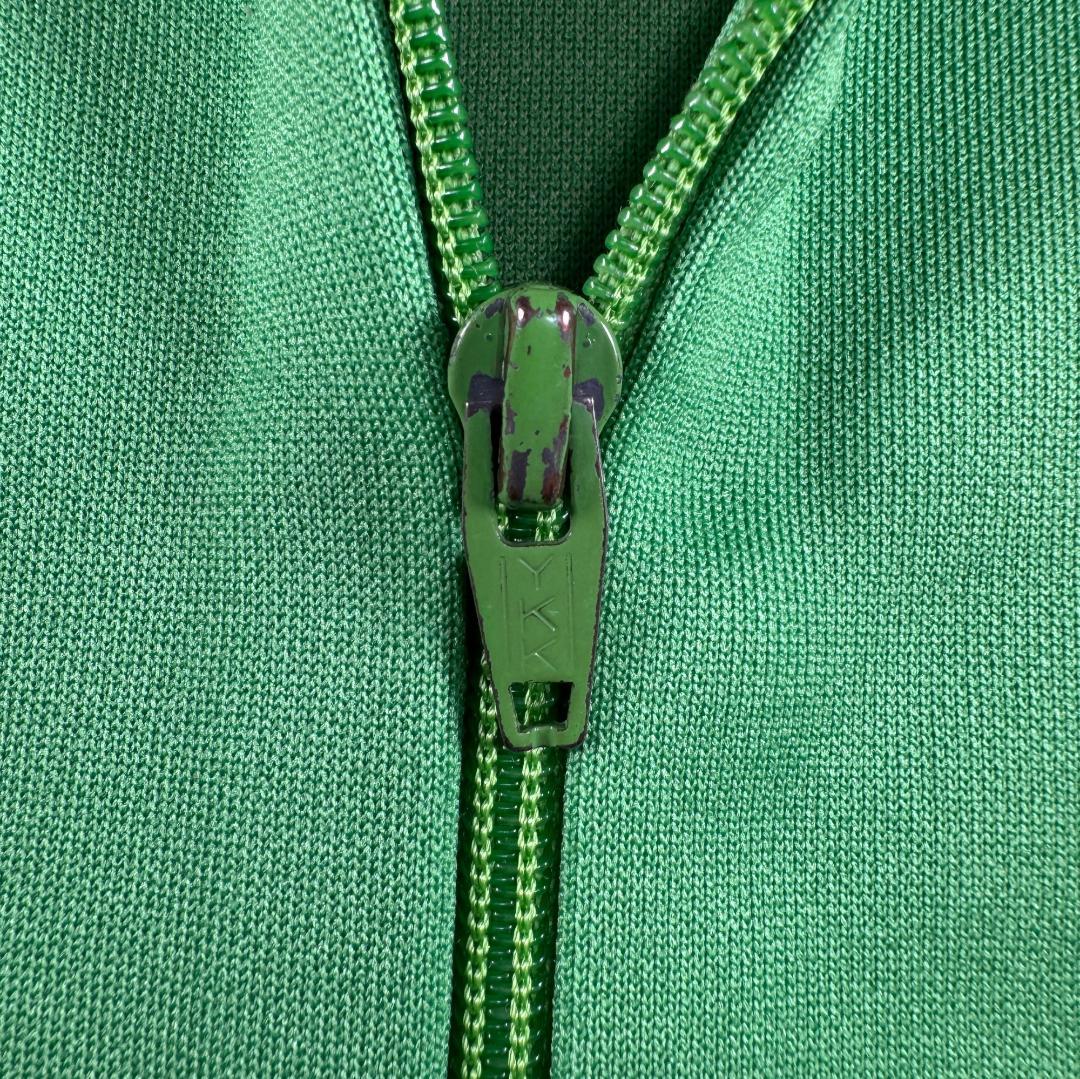 コムドット ゆうた着用 80s アディダス トラックジャケット デサント製