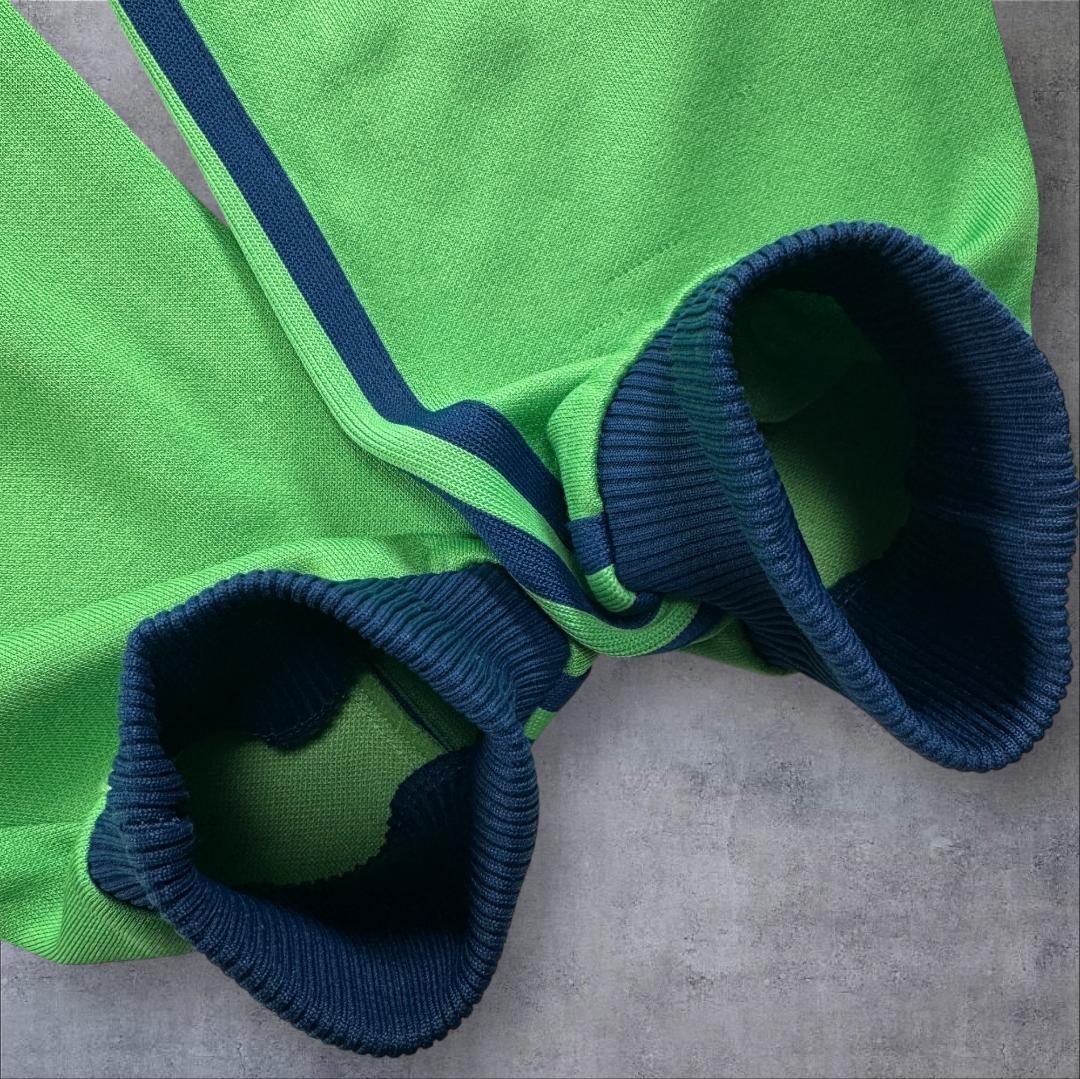 コムドット ゆうた着用 80s アディダス トラックジャケット デサント製