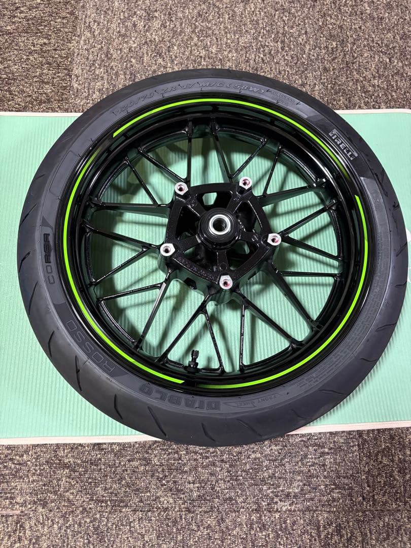 ピレリ ROSSO CORSA タイヤ ホイール　z900rs cafe