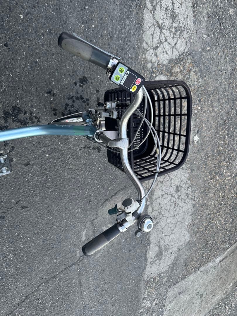 水色の三輪電動アシスト自転車