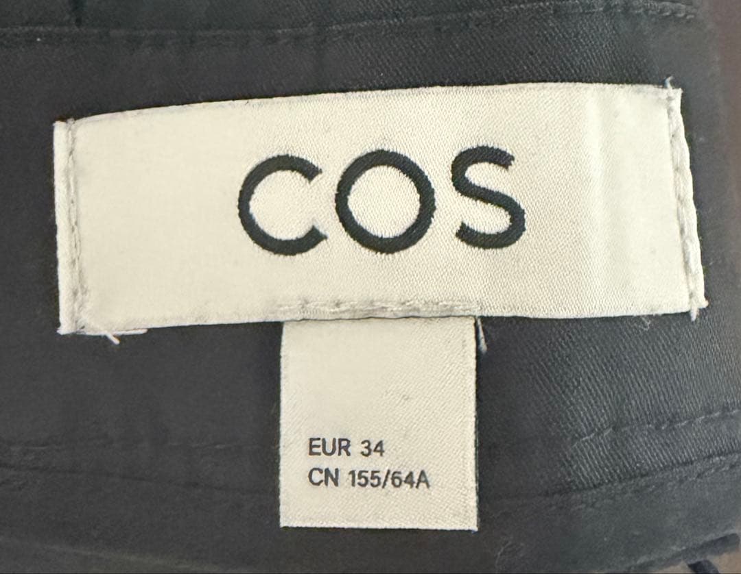 COS ワイドスラックス