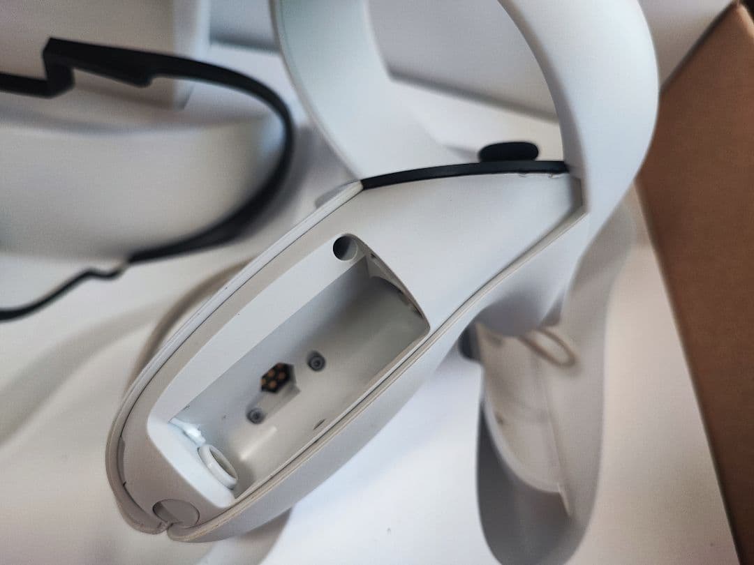  Quest 2 128GB +純正ケーブル+ 非純正ストラップ