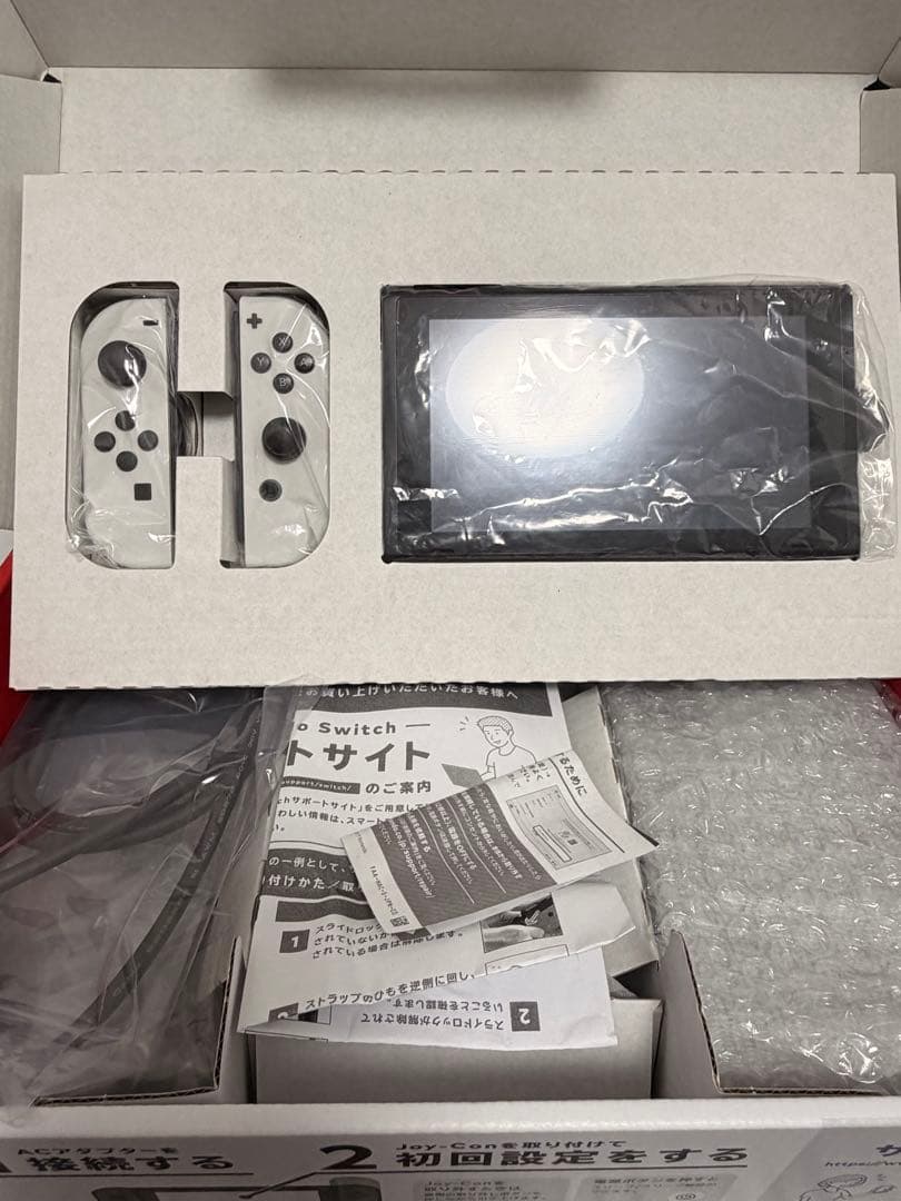 Nintendo Switch グレー 本体(Joyconは有機ELの白)