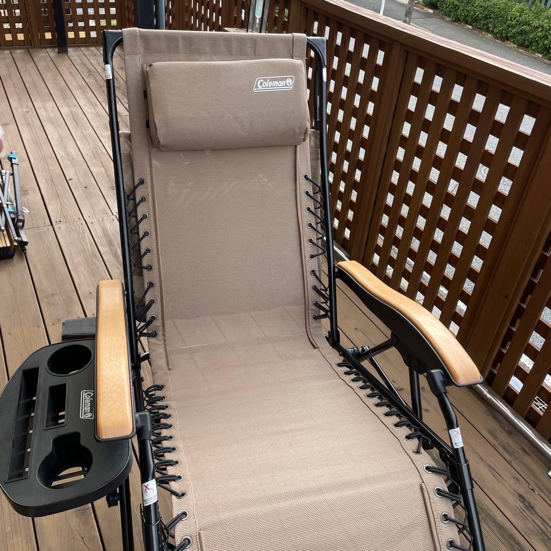 Coleman 日よけ付きリクライニングチェア