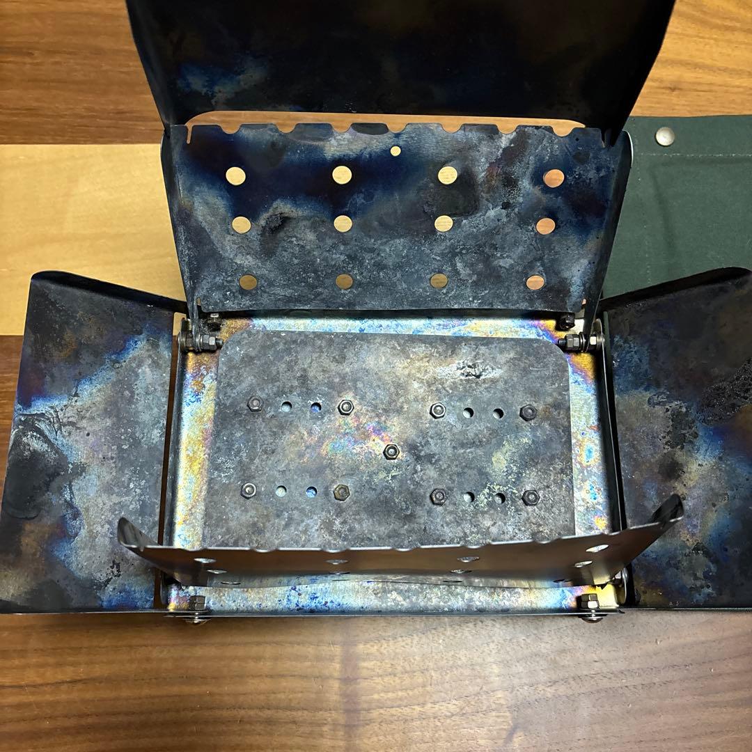 FireBookーTITAN焚火台