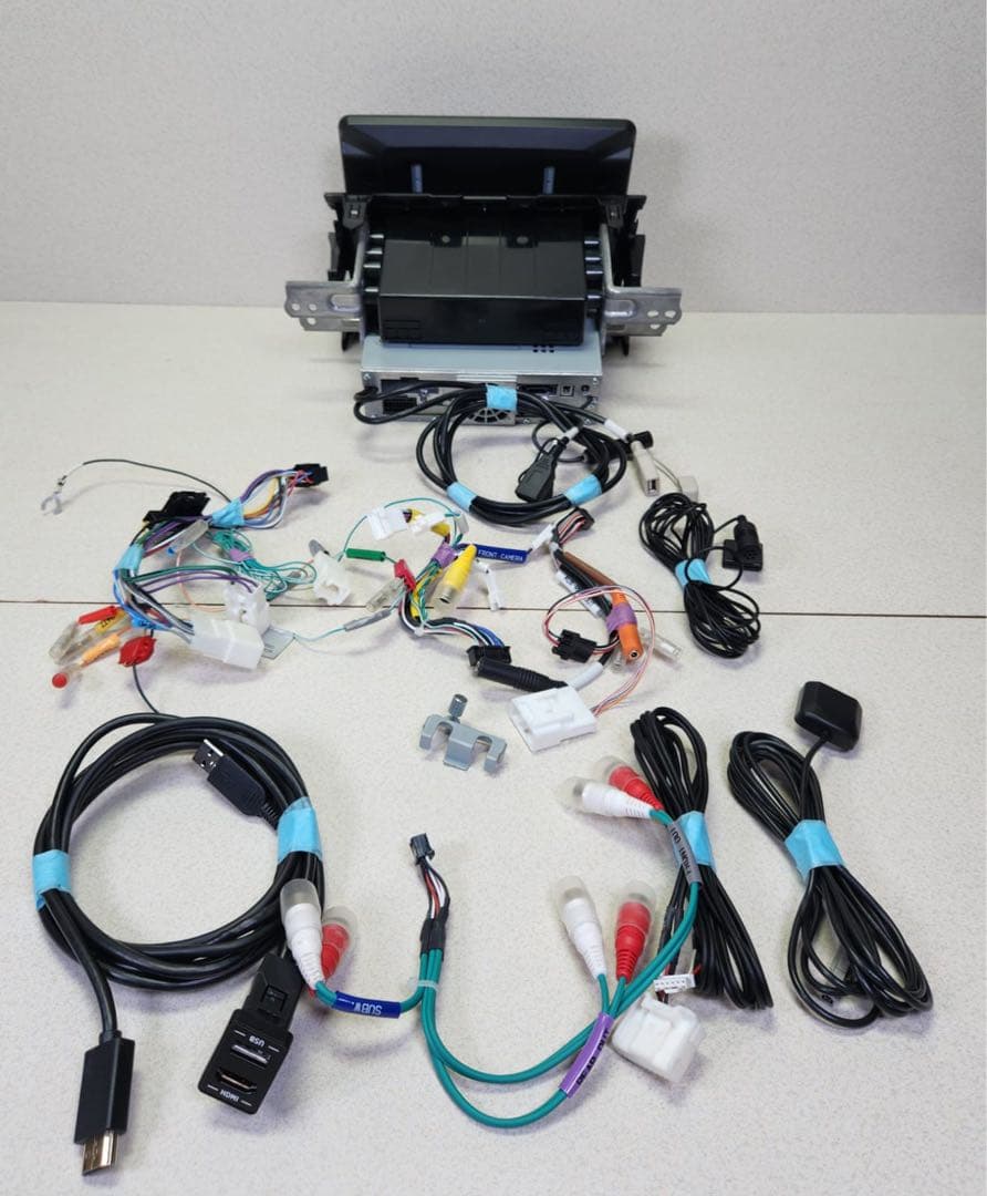 アルパイン　DAF9Z フローティングディスプレイオーディオ　ALPINE