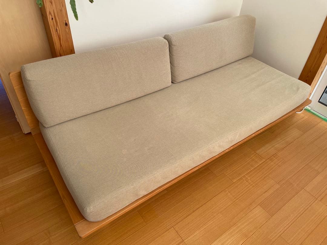 無印良品　ソファ ベージュのシンプルモダン2〜3人掛けソファ