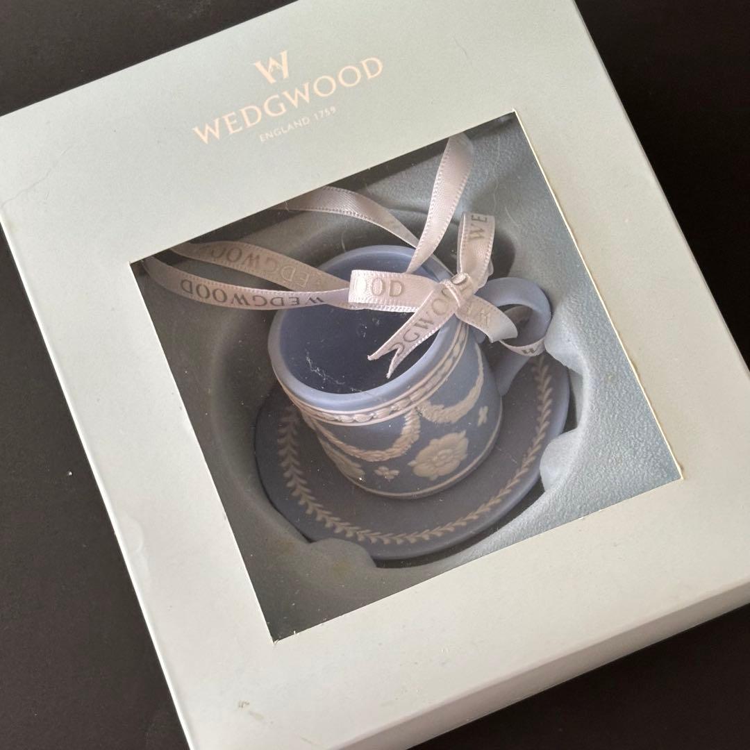 ウェッジウッド　ホリデーオーナメント　クリスマス　ティーポット　カップ＆ソーサー