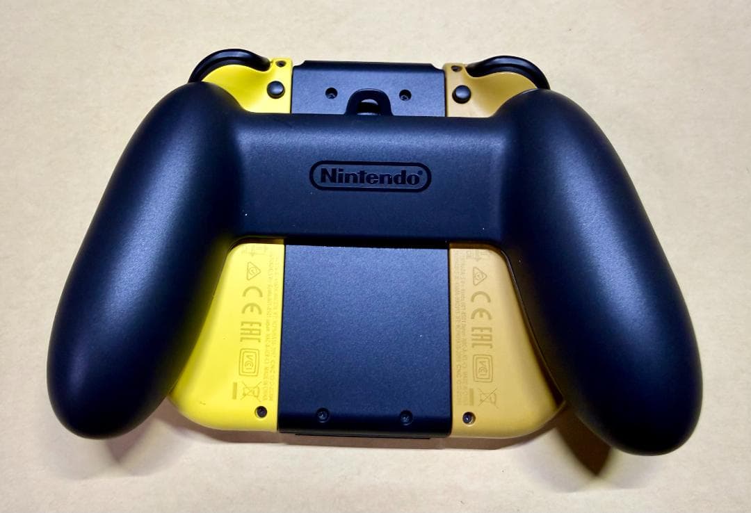 Nintendo Switch 本体 ポケットモンスター レッツゴーピカチュウ版