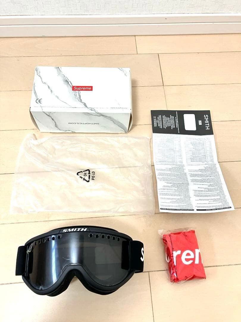 新品未使用品！SMITH Supreme スミス　シュプリーム　ゴーグル